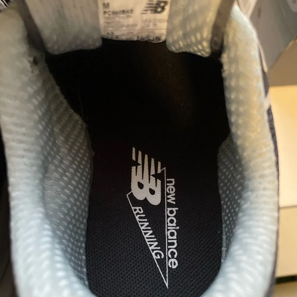 New Balance 990v6 Black and Grey Shoes - Picture 7 of 8